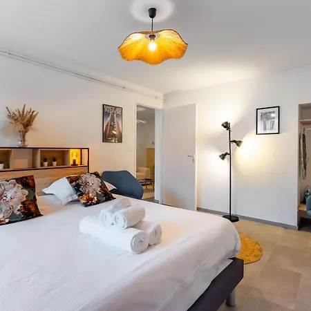 Апартаменты Le Saloir Du Faubourg - Centre-ville De *