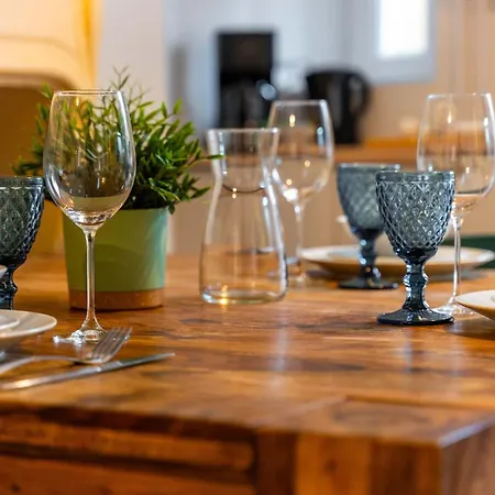 Апартаменты Le Saloir Du Faubourg - Centre-ville De